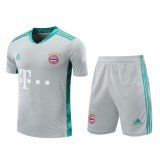 Bayern Munich Goalkeeper Grey Jersey + Shorts Set Mens 2020/21